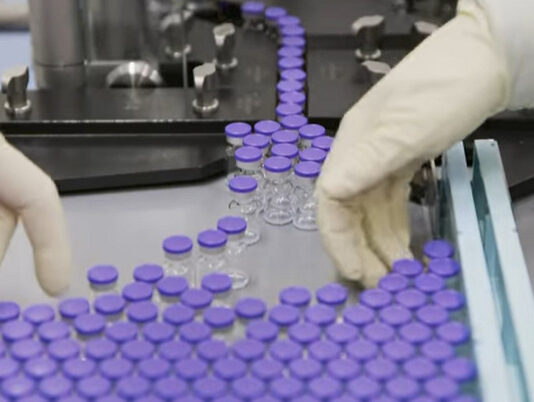 Vacina da Pfizer contra o coronavírus recebe registro definitivo da Anvisa