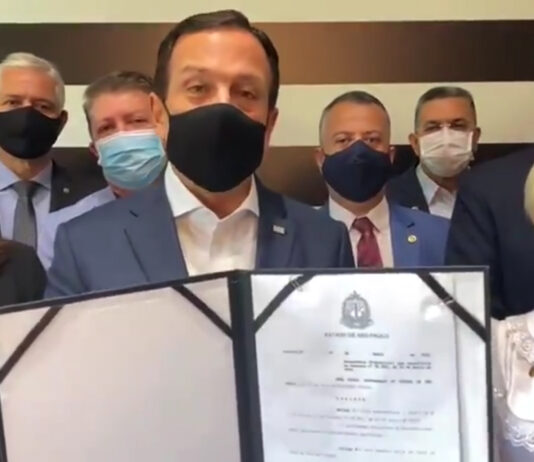 Doria transforma igrejas em atividades essenciais para que possam ficar abertas na pandemia