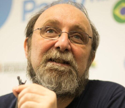 Nicolelis diz que Brasil virou ameaça global com mutações mais letais do coronavírus