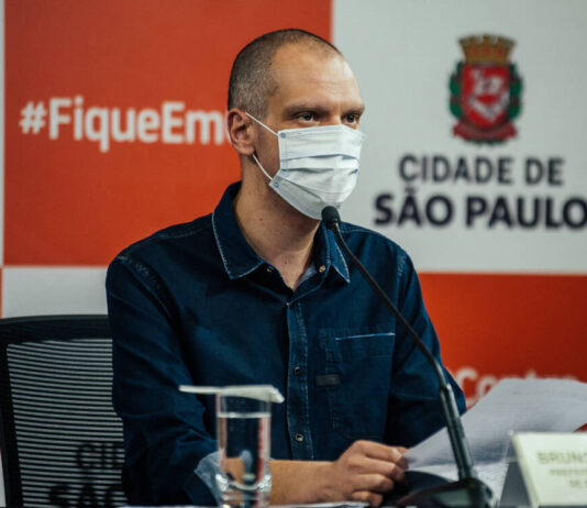 Bruno Covas é extubado após sangramento no estômago ser contido e segue na UTI
