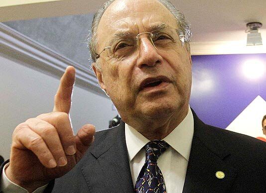 Fachin determina a Paulo Maluf pagamento de R$ 2,4 milhões por lavagem de dinheiro