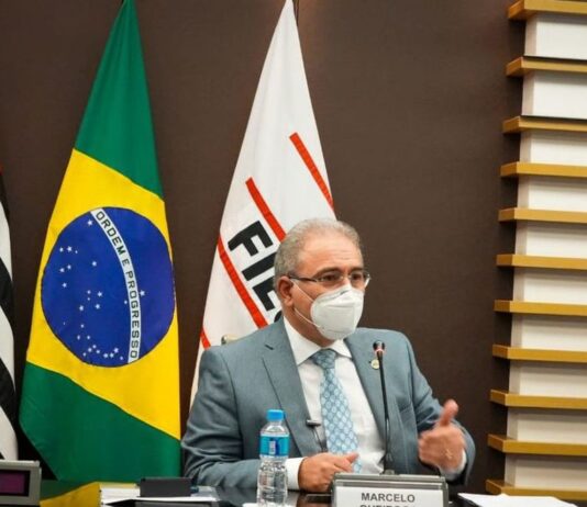 Queiroga diz que vacinas para crianças serão distribuídas na 2ª quinzena de janeiro