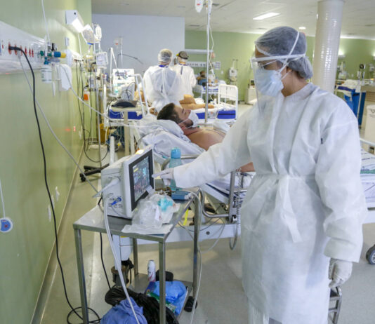 Brasil pode enfrentar terceira onda da Covid-19, “ainda mais grave”, alerta Fiocruz