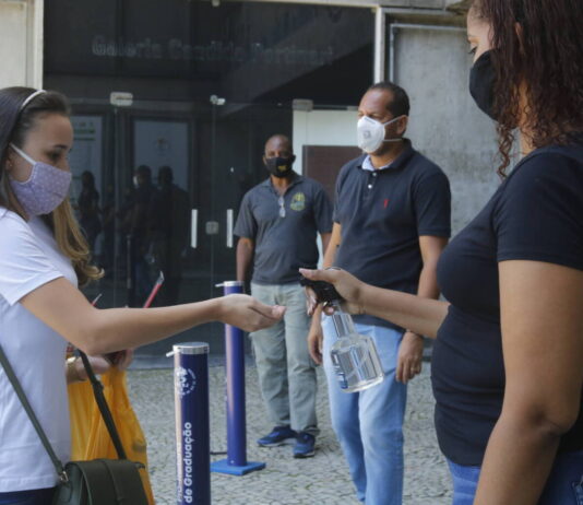 Inep divulga nota de esclarecimento e desmente que Enem não será realizado em 2021