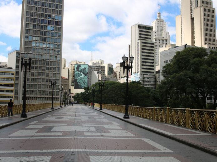 Viaduto Santa Ifigênia durante a quarentena.