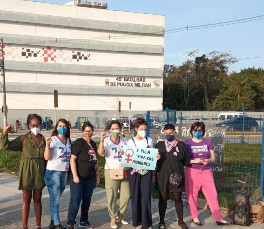 Revolta: Coletivo Feminista de PG protesta contra absolvição de PMs denunciados por estupro; veja vídeo