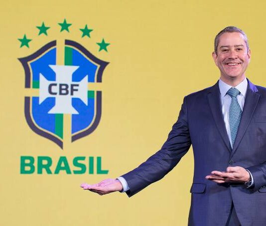 Presidente da CBF tentou controlar roupas e até amizades de funcionária vítima de assédio