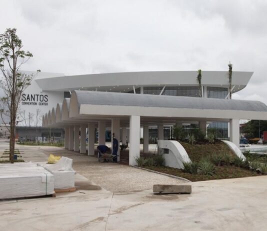 Apesar dos números preocupantes, Santos será sede de evento-teste para retomar atividades