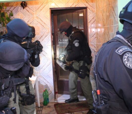 Número de mortos pela polícia no Brasil bate recorde em plena pandemia da Covid-19