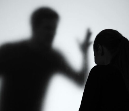 Finalmente, violência psicológica praticada contra a mulher vira lei e agora é crime no Brasil