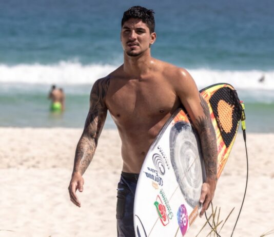 Gabriel Medina faz mea culpa por ficar fora do Mundial de Surfe: “Vacina salva vidas, galera”