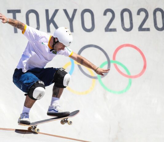 Vídeo: Pedro Barros é prata no skate e Brasil iguala recorde de 19 medalhas obtido no Rio