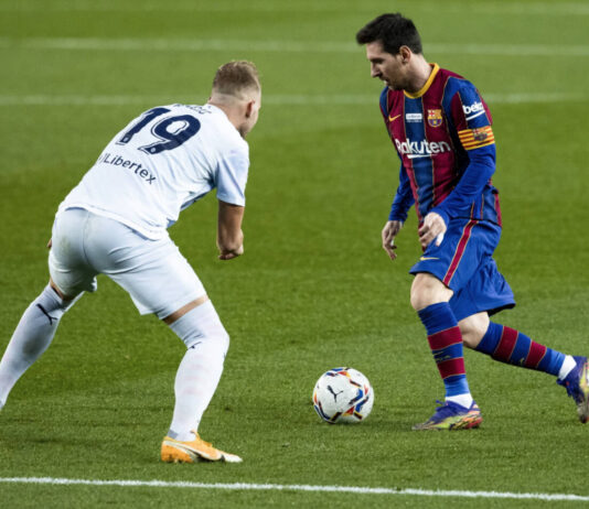 Fim de uma era: Barcelona anuncia saída do craque argentino Lionel Messi
