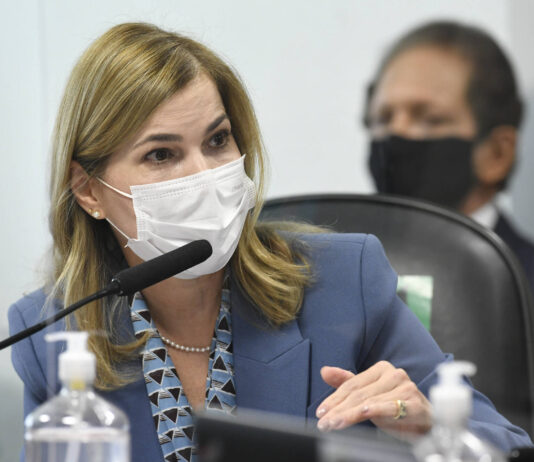 TrateCov: Aplicativo do Ministério da Saúde receitava cloroquina, aponta TCU