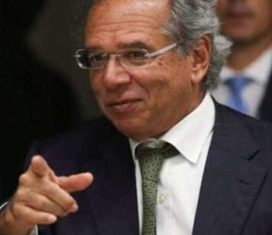 Vídeo: “Não adianta ficar chorando. A luz vai ficar mais cara”, afirma o ministro Paulo Guedes