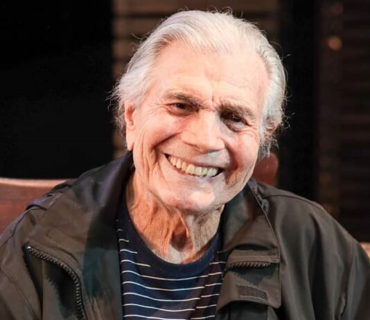 Eterno galã, ator Tarcísio Meira morre vítima da Covid-19 aos 85 anos em São Paulo
