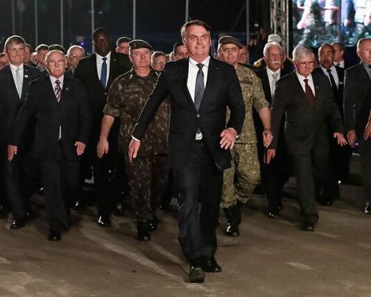 Filha de de Jair Bolsonaro será matriculada em Colégio Militar sem processo seletivo