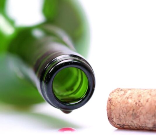 Pode faltar vinho em 2022 por problemas climáticos, alerta entidade do setor