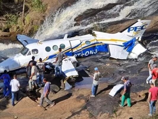 Marília Mendonça: acidentes ocorrem 16 vezes mais em táxi-aéreo do que em aviões comerciais
