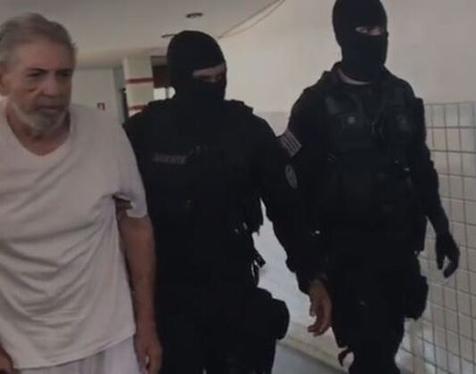 João de Deus é condenado a 44 anos no dia pelo fim da violência contra mulher