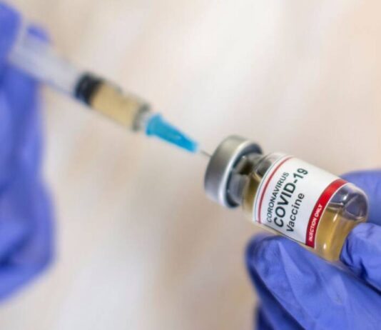 Covid: Vacina da Pfizer contra variante africana poderia ficar pronta em 100 dias