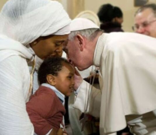 Papa Francisco começa ano de 2022 com pedido de proteção às mulheres