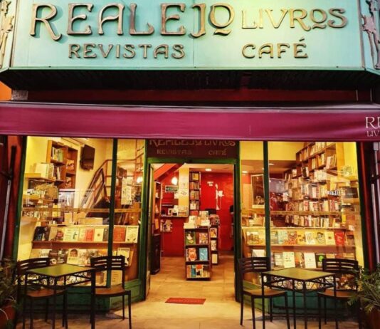“Livrarias de rua viraram instituições de cultura e conhecimento”, afirma dono da Realejo