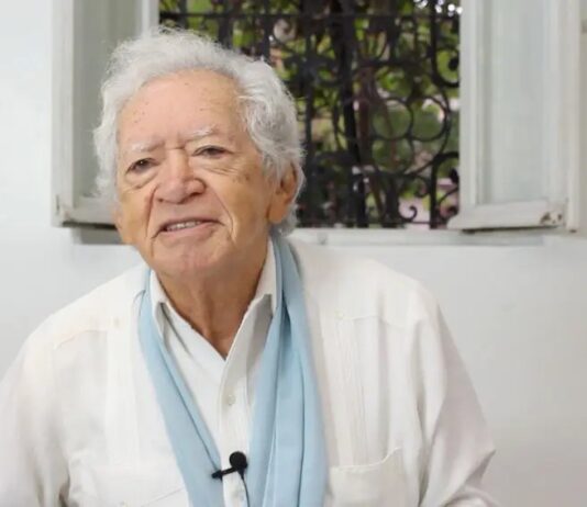 “Faz escuro mas eu canto”: Morre Thiago de Mello, aos 95 anos, em Manaus