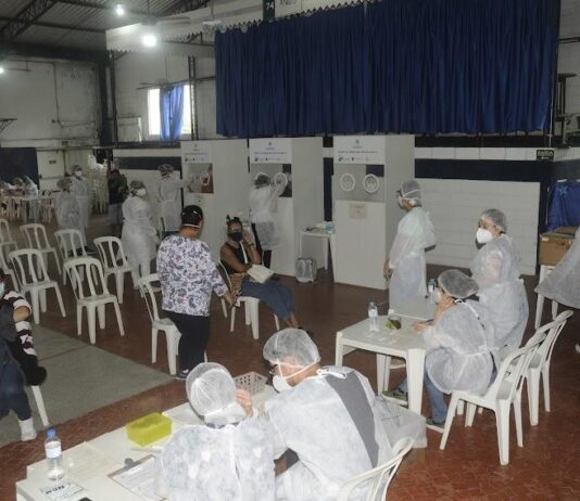 Covid-19: Quase metade testa positivo no novo centro de atendimento à gripe de Santos