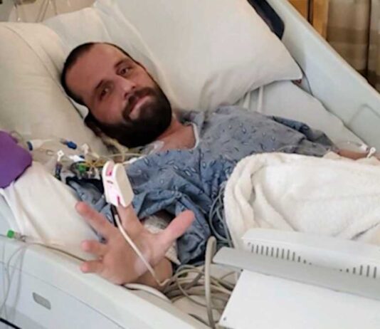Não vacinado de 31 anos tem transplante de coração negado nos Estados Unidos