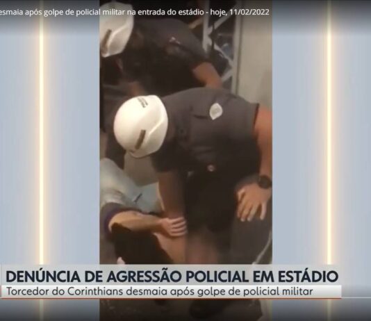 Torcedor é enforcado por policial militar e desmaia na entrada de jogo do Corinthians
