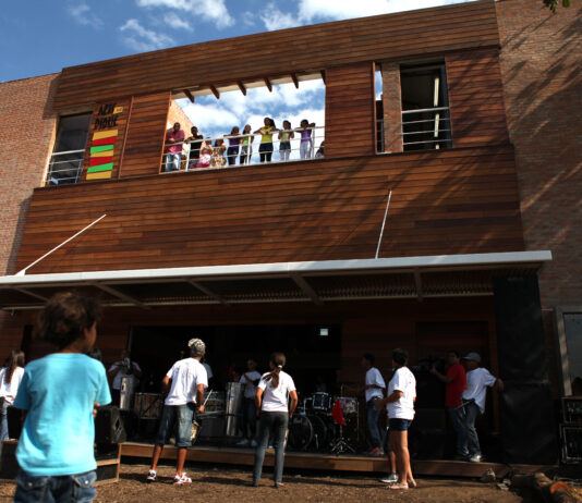 Projeto Beco Limpo tem data remarcada para seu lançamento no Instituto Arte no Dique