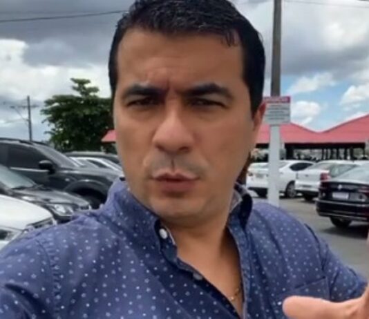 Deputado que denunciou Bolsonaro na CPI da Covid aluga triplex do Guarujá para festa