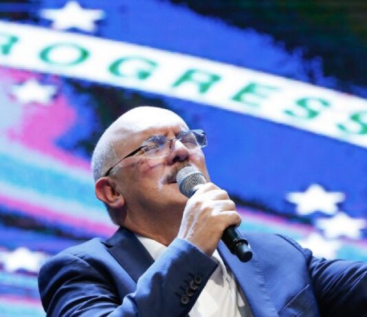 Arma do ex-ministro da Educação dispara por acidente no aeroporto de Brasília