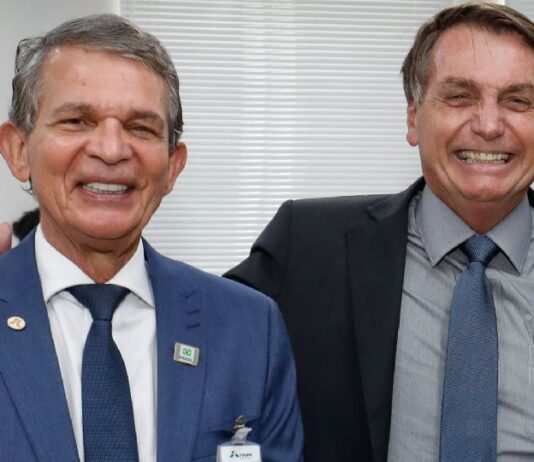 Após “lucros exorbitantes”, Bolsonaro pode mudar preços dos combustíveis por oportunismo