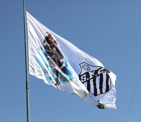 Para comemorar seus 110 anos, Santos FC realiza exposição inédita