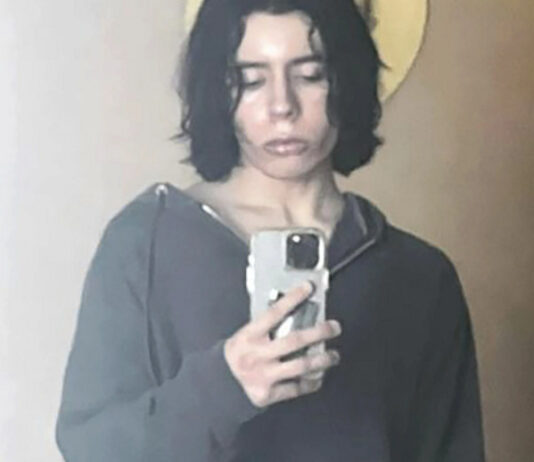 Autor dos disparos em escola do Texas sofria bullying e atirou na avó antes do atentado
