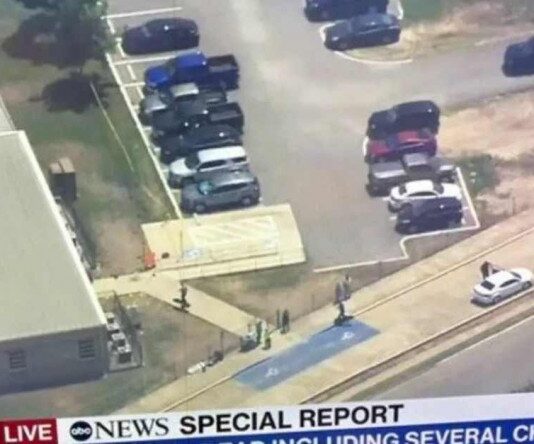 Número de mortos em ataque à escola primária no Texas chega a 21: 18 crianças e três adultos