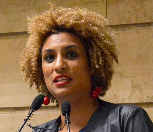 Prefeito de Santos sanciona parcialmente PL que prevê o Dia Marielle Franco