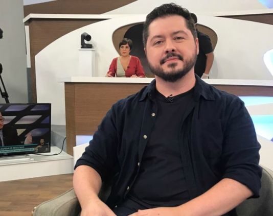 Cientista Atila Iamarino esclarece quantas vezes a pessoa pode pegar Covid-19