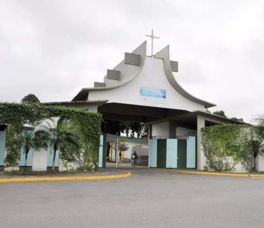 Cemitério fecha durante jogo do Brasil e enterro de idosa teve ser adiado em PG