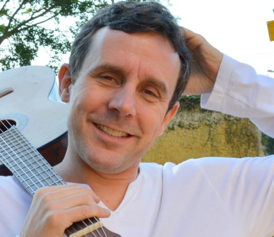 Rogério Baraquet se prepara para realizar seu show de despedida no Sesc-Santos