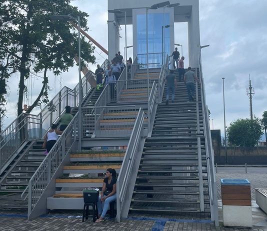 Passarela da Alfândega: quando o ultraliberalismo ataca mobilidade urbana – Por José Marques Carriço