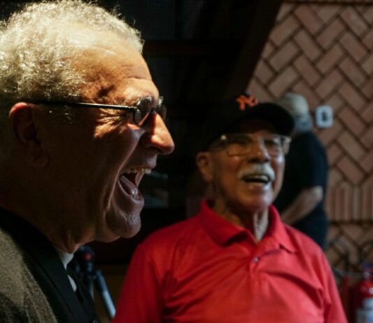Wandi Doratiotto lança single que integra novo álbum do compositor Mutinho