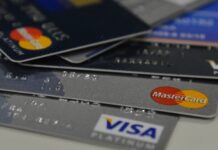 Dívida no cartão: O que as pessoas precisam saber sobre o fim do crédito rotativo